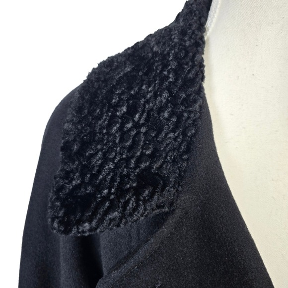 Kasper Womens Black Double Breasted Wool Blend Coat Faux Fur Collar Made USA - Picture 3 of 8